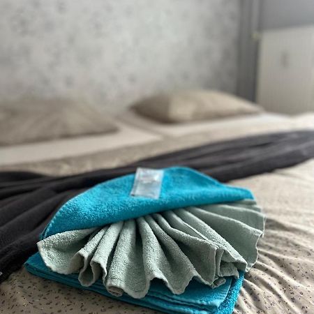 Ubytovanie Pod Stitmi Vysokych Tatier 塔特兰斯卡斯特拉 外观 照片